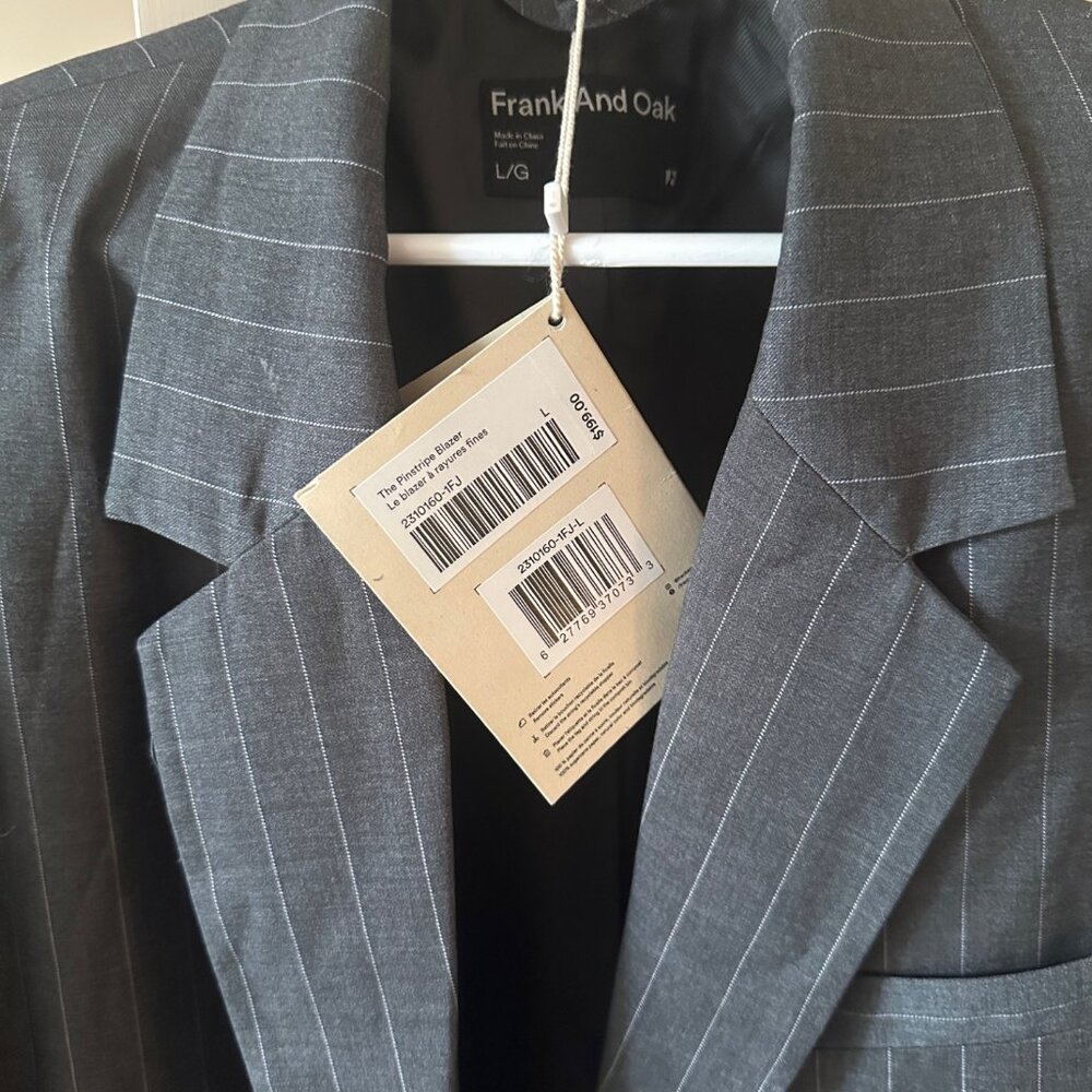Frank & Oak NWT Grey Pinstripe Oversized Blazer Large Quiet Luxury Office Core